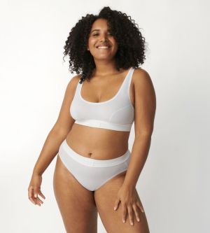  0003 WHITE