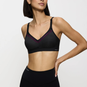  0004 BLACK