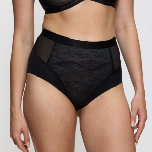  0004 BLACK