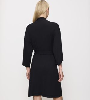 Aura Spotlight Robe 0004 BLACK